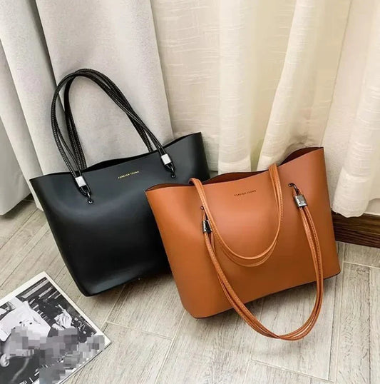 Classic Luxe Tote – Everyday Elegance Redefined (ZTS CR 043)