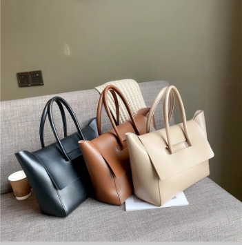 Designer Style Women's Large Capacity Handbag ZTS-CR-066